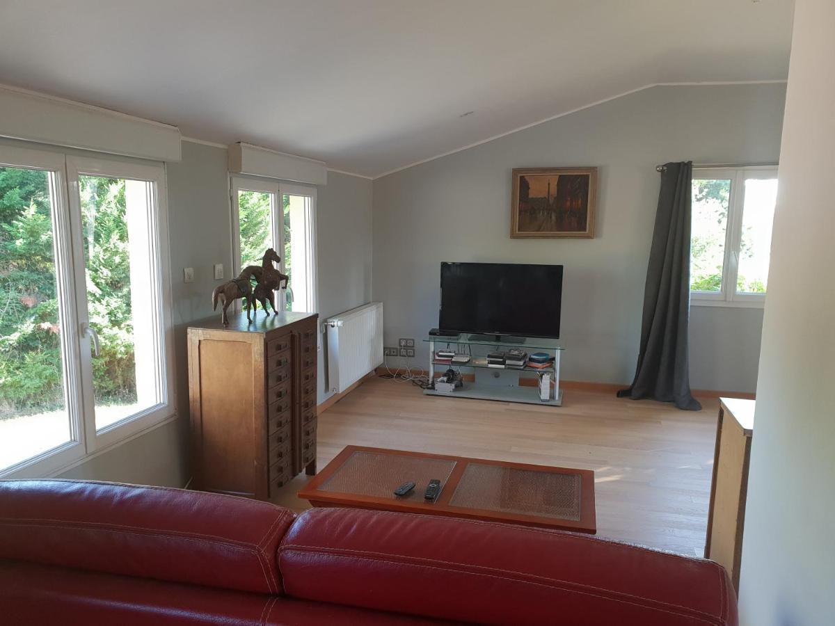 Chambre D'Hote De L'Elevage Du Lattay Les Hauts-d'Anjou Luaran gambar